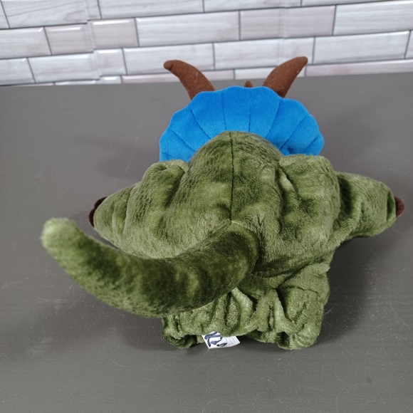 •Caltoy Triceratops Dinosaur Hand Puppet - Picture 5 of 12